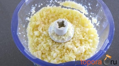 Эскалоп телятины, запеченный с сухарями и сыром 