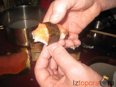 Простейшие суши - Суши - Блюда из морепродуктов, рыба - Рецепты - Кулинарные рецепты - Из Топора.RU