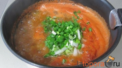 Томатный соус с зеленым горошком и медом 